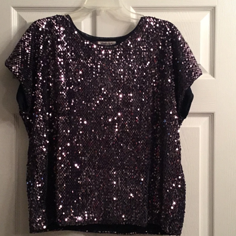 Beautiful Bling Top...💃💃